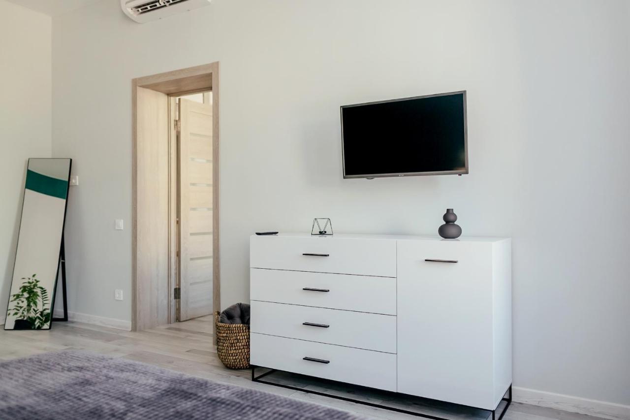 Апартаменты Lara Apartament 2 Львов Экстерьер фото