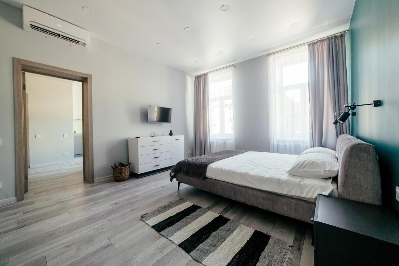 Апартаменты Lara Apartament 2 Львов Экстерьер фото